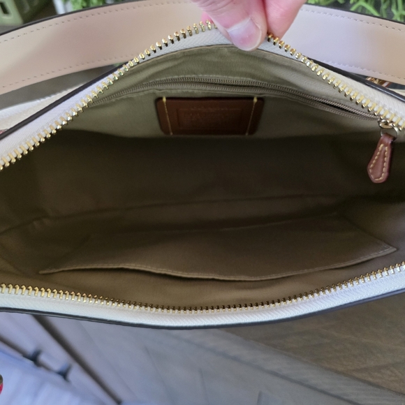 NWT Coach Teri Strawberry Print HOBO With Matching Wristlet And Unbranded Charm - Picture 6 of 16